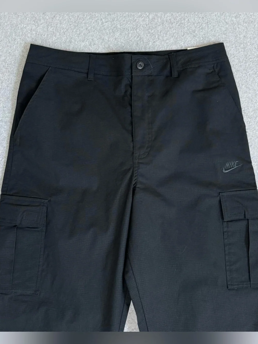 Nike Mens Cargo Pants Size 34x32 Black Straight Leg Ripstop Skater Casual NWT